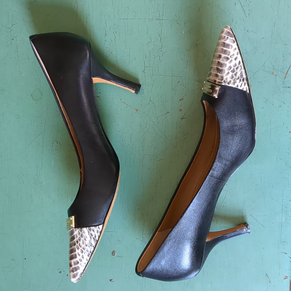 Coach Zan Two Tone Black/ Snake Skin heels Size 9 - Picture 6 of 16